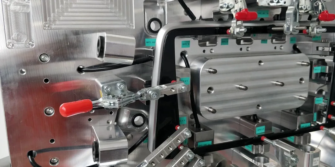 Gap and flush analysis in automotive cubing